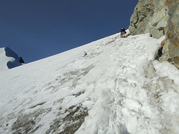 Biancograt Pizzo Bernina - Canalino nevoso verso la cresta