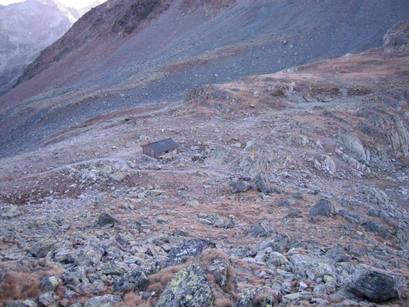 Chàealphorn - In salita lungo il primo tratto di cresta dopo lo Scalettapass che  a centro immagine