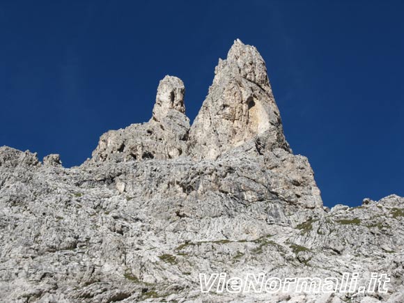 Cima di Campido - La Torre 64° Compagnia Alpina e la Torre di Campido