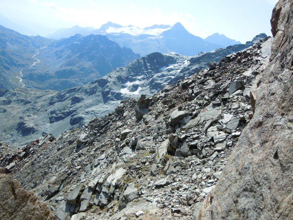 Cima di Caspoggio - In discesa nel canalino