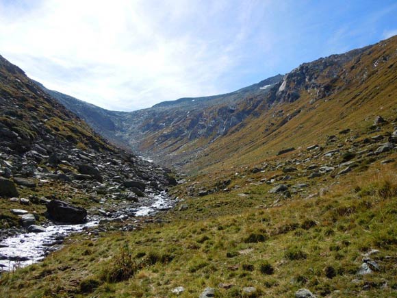 cimadilago - Nella Val da Lgh, in alto a destra la punta della Cima di Lago