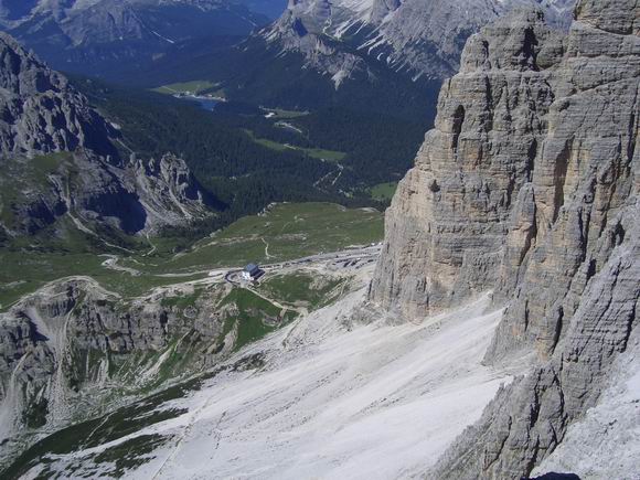 Cima Grande di Lavaredo - Verso il Rifugio Auronzo