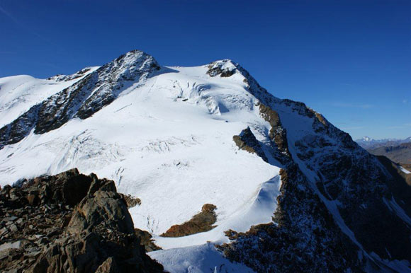 Cima di San Giacomo - Panorama verso SW. Punta Pedranzini e Pizzo Tresero