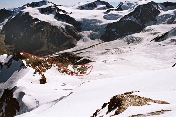 Cima di San Giacomo - Il versante S e l'ultimo tratto della cresta SE, da dove si sale in vetta