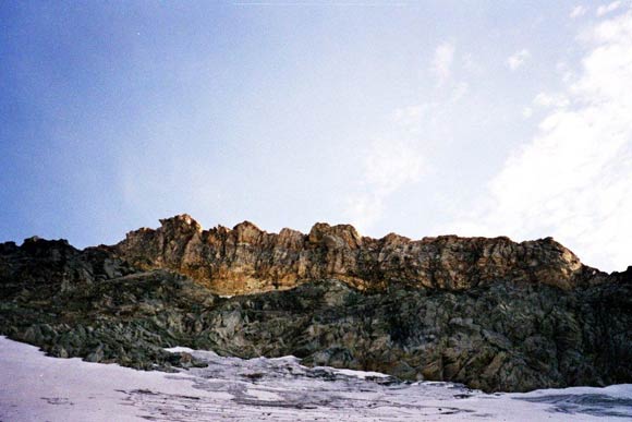 Pizzo Suretta (cresta NNE) - La Punta Rossa dal ghiacciaio