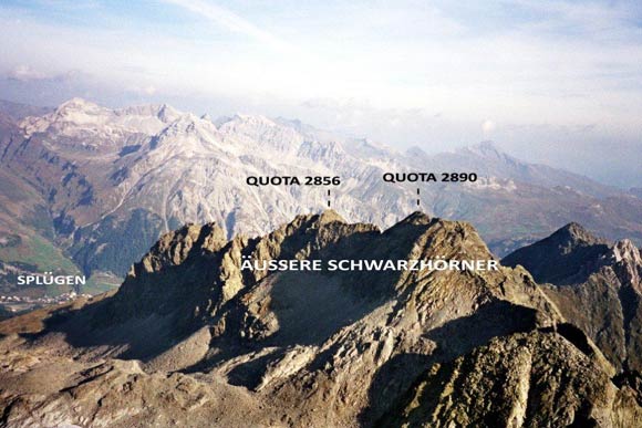 Traversata delle cime del Pizzo Suretta - Panorama di vetta verso N