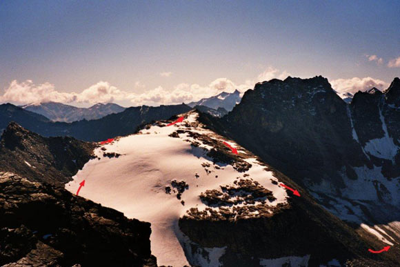 Croda di Cengles - Angelo Piccolo - Dalla vetta. Da sinistra: Cima delle Pecore, Angelo Piccolo e Croda del Forno