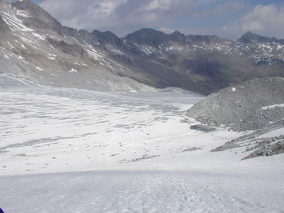 Lobbia Alta - Ghiacciaio de Mandrone visto dai pressi del rifugio