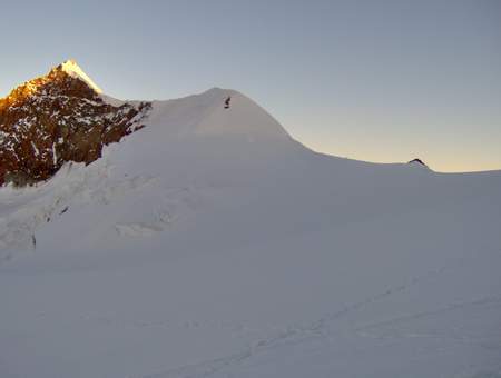 Lyskamm Est - Inizio della cresta est del Lyskamm e le Rocce della Scoperta