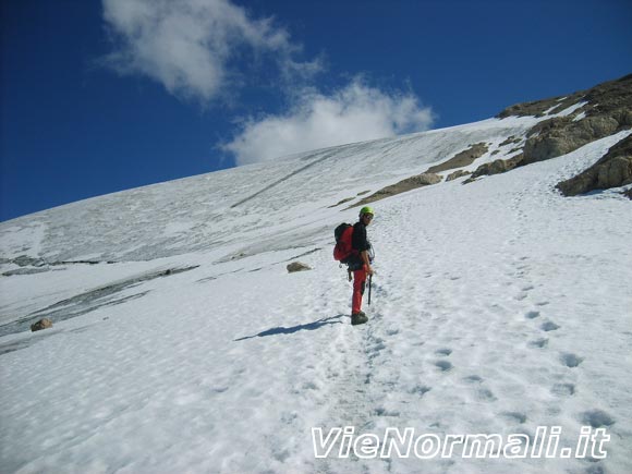 Marmolada - Punta Penia (cresta W) - Nevai verso la cima