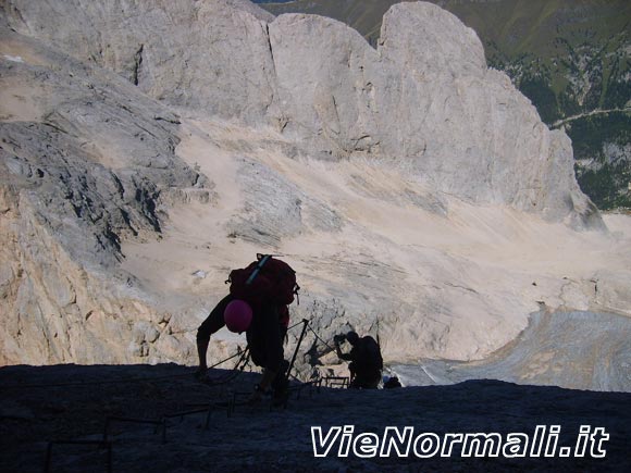 Marmolada - Punta Penia (cresta W) - Lungo le staffe