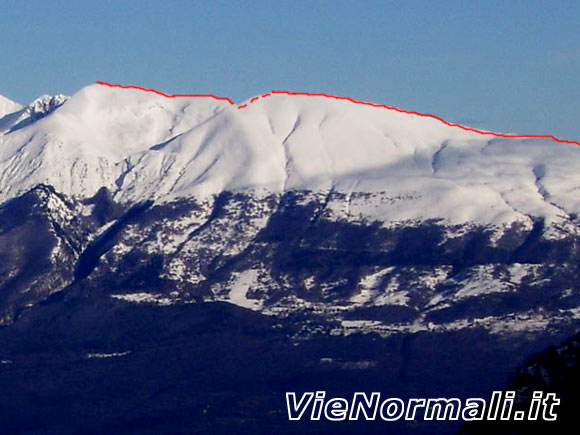 montebaldo - La prima met della cresta del Monte Baldo relativa al percorso
