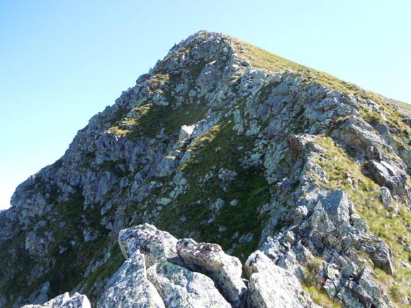 Monte Cadelle - Sulla cresta dentellata