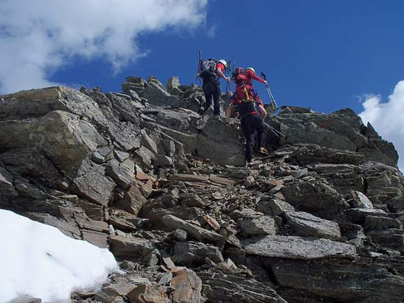 Monte Gavia - Risalita del corno lungo la cresta