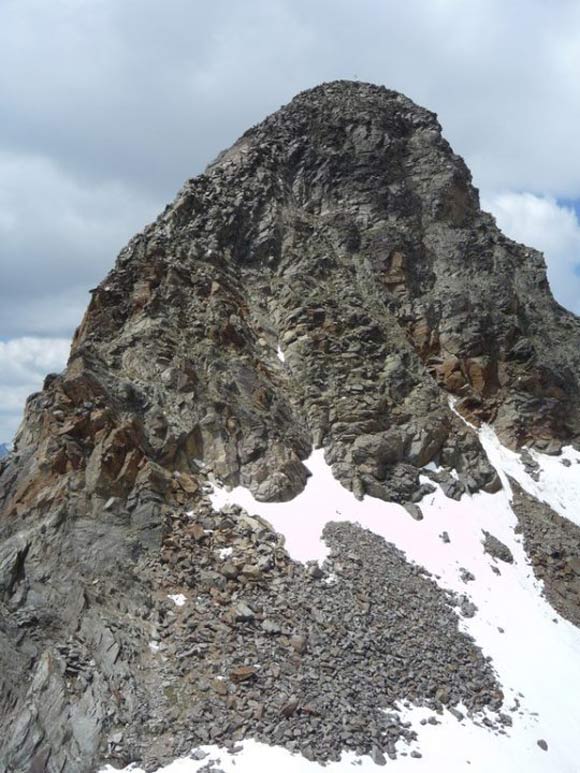 montegavia - La parete SE da risalire vista dall'antecima