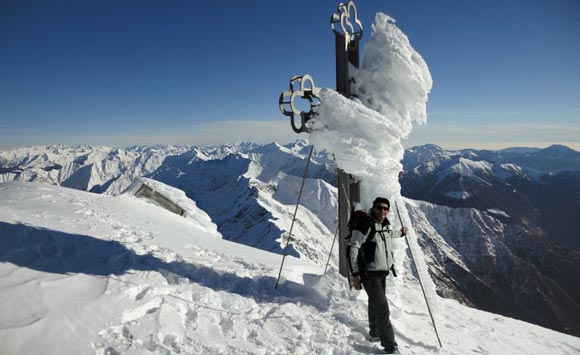 Monte Legnone - In vetta al Monte Legnone