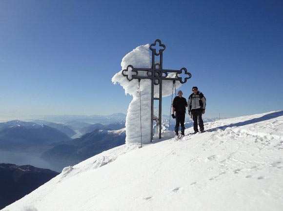 Monte Legnone - In vetta al Monte Legnone