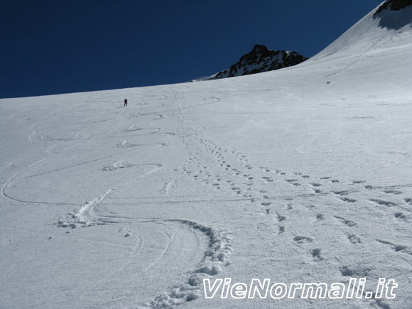 Monte San Matteo - Pendio verso il terzo pianoro