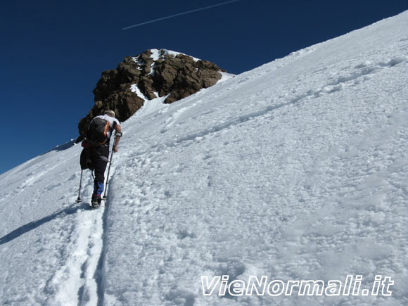Monte San Matteo - Sul pendio verso la sella