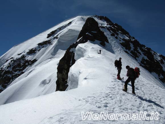 Monte San Matteo - Cornici sulla sella e gendarme