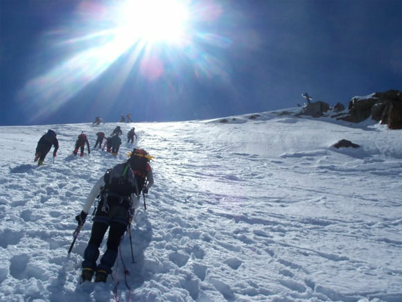 Monte San Matteo - Risalita del pendio finale sotto la cima