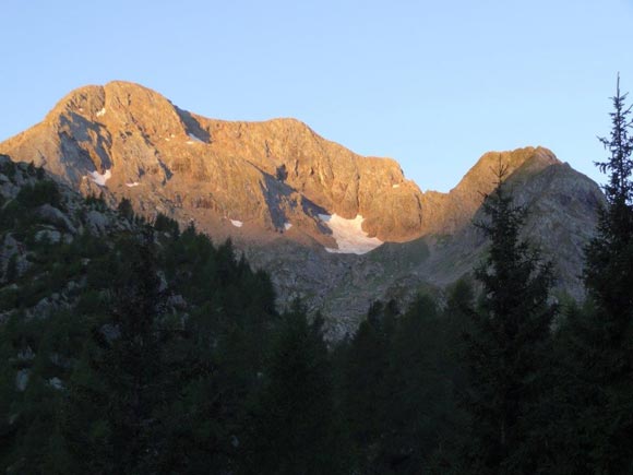 Monte Torena da nord - L'alba sulla nord del Torena