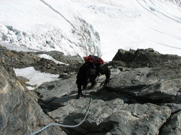 Pizzo Bernina - Arrampicando in salita versola cima