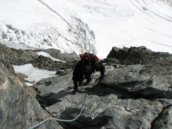 Pizzo Bernina - Arrampicando in salita versola cima