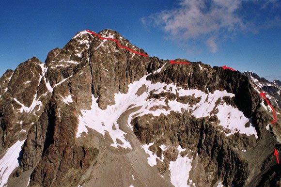 Piz Gàààglia - L'intera Crasta da la Senda del Piz Gglia, immagine ripresa da SE dalla vetta del Piz Albana