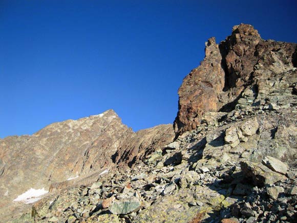 Piz Guglia - Sui traversi che precedono i ripidi canaletti