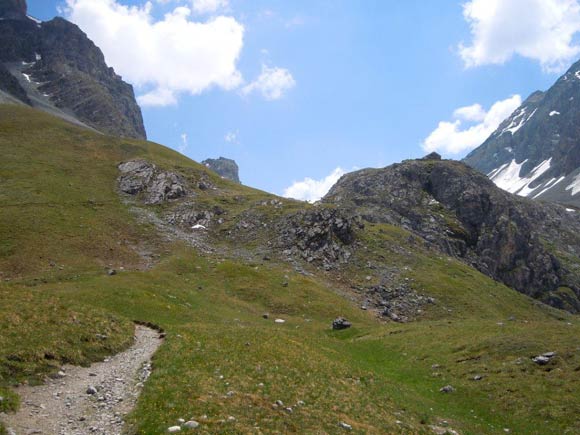 Piz Lischana - Sul promontorio di destra la Chamanna Lischana.