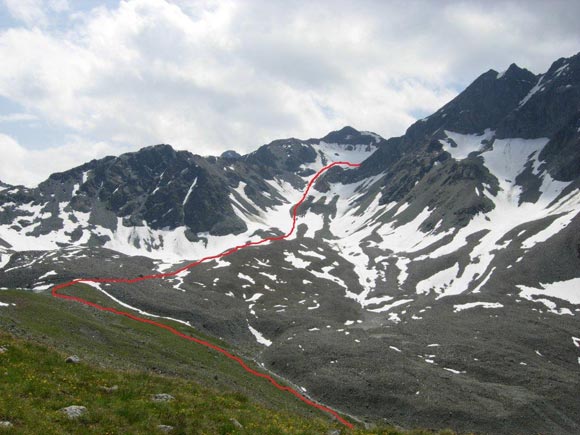 pizmuragl - A sinistra il Lej Muragl e il percorso di salita nel vallone, a destra il Piz Muragl