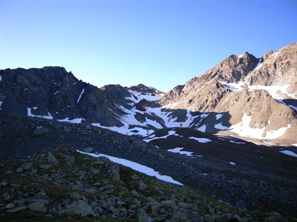 Piz Muragl - Dal Lej Muragl il vallone da salire, a destra il Piz Muragl