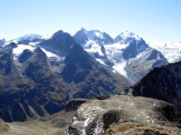 pizsurlej - Panorama di vetta verso il Gruppo del Bernina