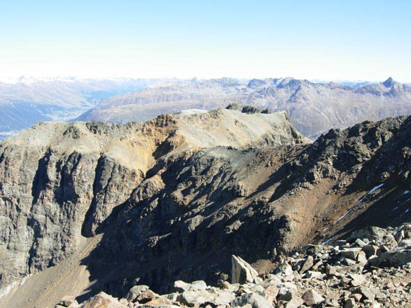 pizsurlej - La lunga cresta che collega il Piz Surlej al Piz Mezdi