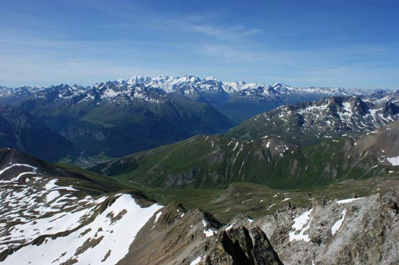Piz Viroula - Dalla vetta, panorama verso S con il Gruppo del Bernina