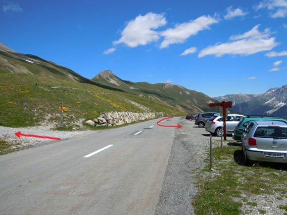 pizviroula - Il posteggio in localit Punt Granda e l'inizio del sentiero