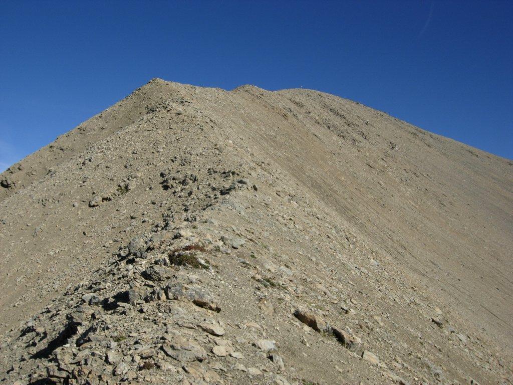 Punta e Pizzo Cassana - Sulla facile e larga cresta del Pizzo Cassana