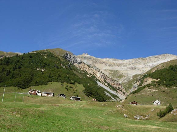 Punta e Pizzo Cassana - Al centro la Punta Cassana dalla Valle di Federia