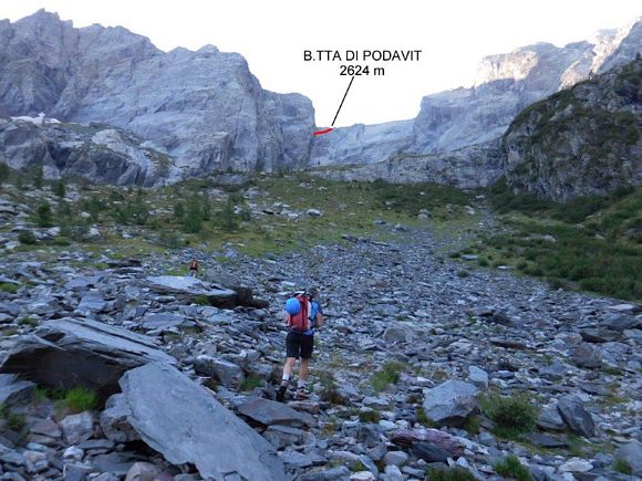 Pizzo del Diavolo di Tenda - Sul pendio che precede il vallone morenico