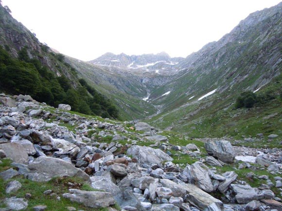 Pizzo Paglia - Inizialmente si sale a sinistra (salendo) del torrente