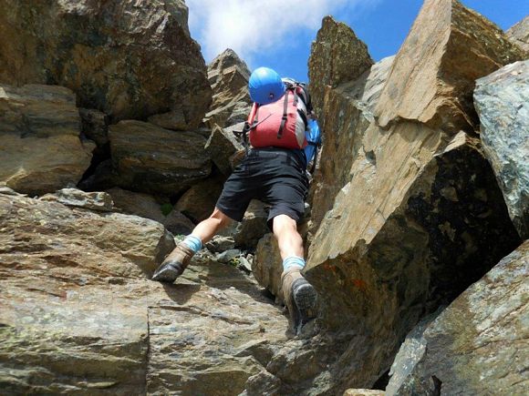 Pizzo Rachele - Facili passaggi all'inizio della cresta NNE