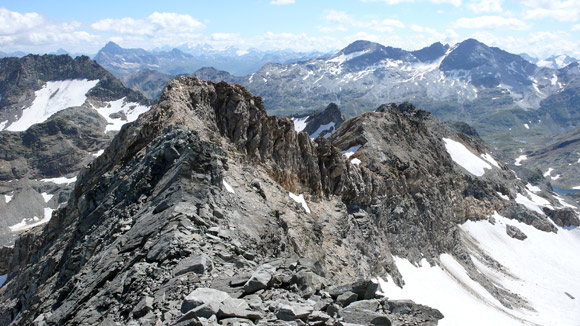 Punta Nera - Surettahorn - La cresta di Punta Rossa