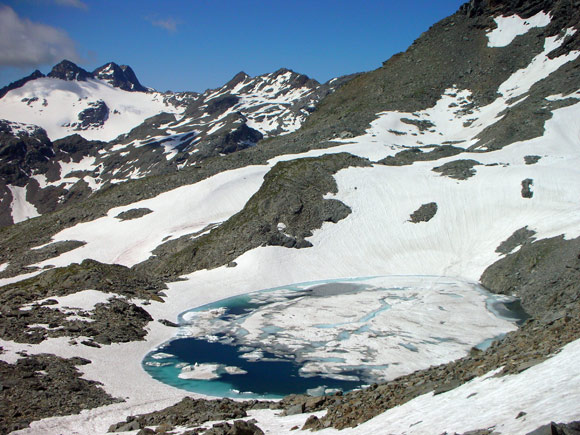 Pizzo Tamb - Laghetto ghiacciato