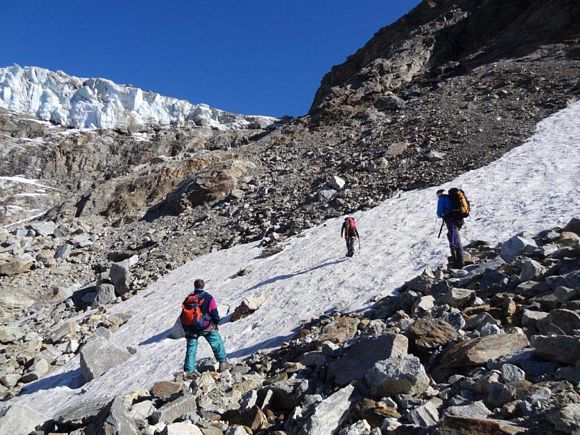 Pizzo Varuna - In salita, di fianco al ghiacciaio