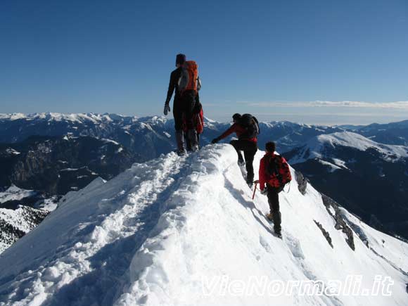 Monte Pozzera - Arrivo sulla cima