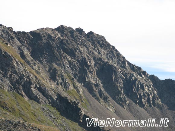 Torrione dïïAlbiolo - Vista sulla Punta d'Albiolo, dietro al Torrione