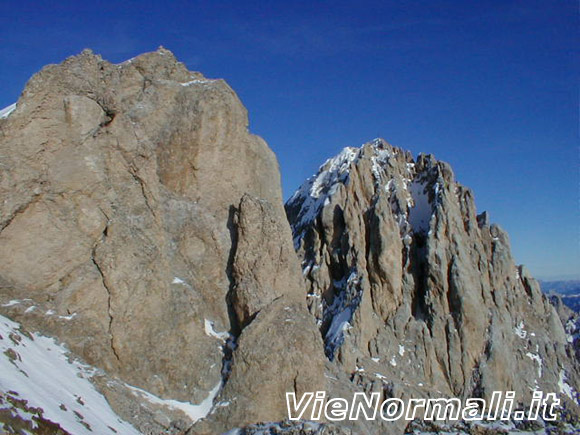 Punta del Ciadin - Punta del Ciadin Est e Cima Uomo visti dalla cima Ovest