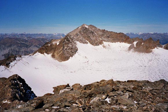 puntadelloscudo - Panorama di vetta verso NW, la Cima Vertana