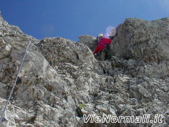 Sasso di Valfredda - Passaggio sotto la cresta finale